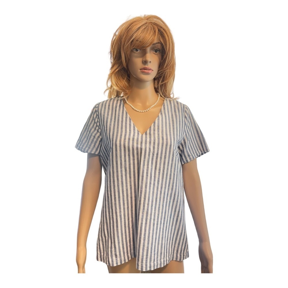 Ellen Tracy Linen Striped  Short Sleeve V-Neck Blue White Costal Beach Top S